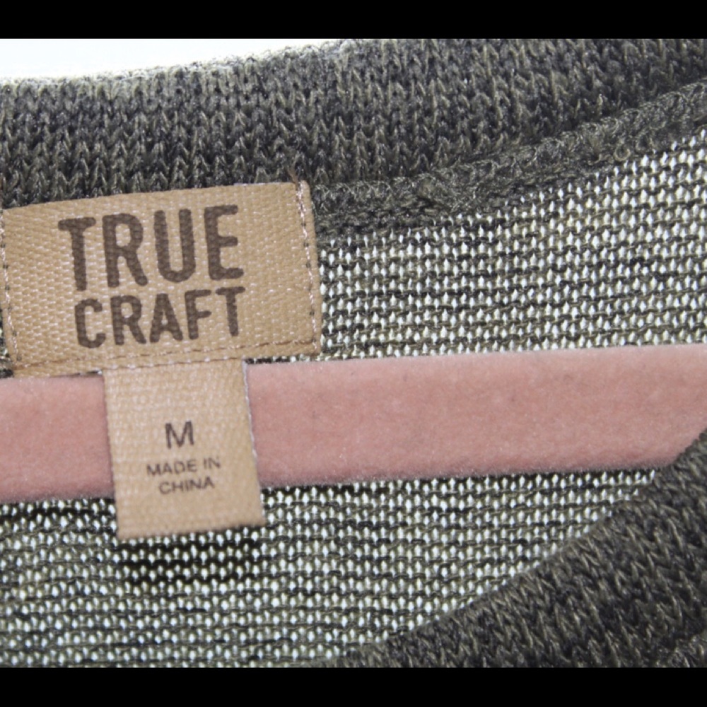 True Craft Cold-Shoulder Ribbon Sweater - Picture 4 of 4